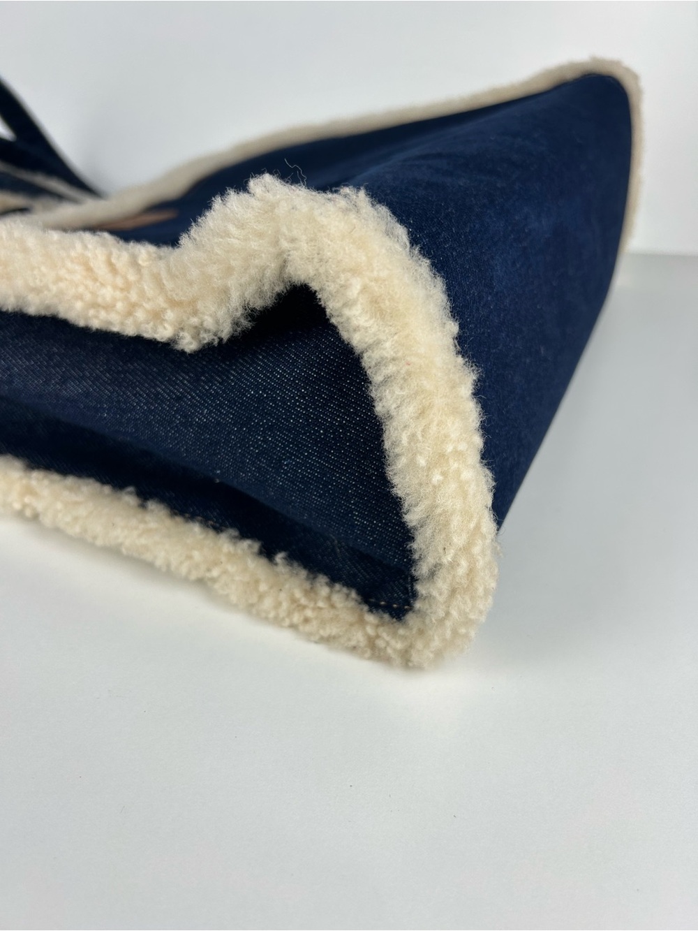 UGG X TELFAR MEDIUM SHOPPER TOTE CROSSBODY DENIM - Picture 8 of 16